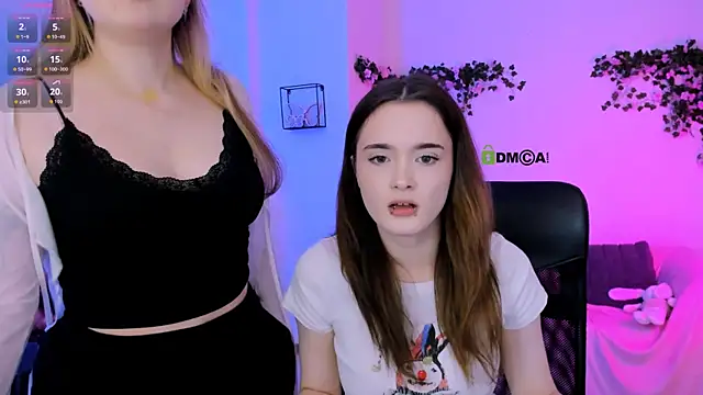 liana_kisses webcam