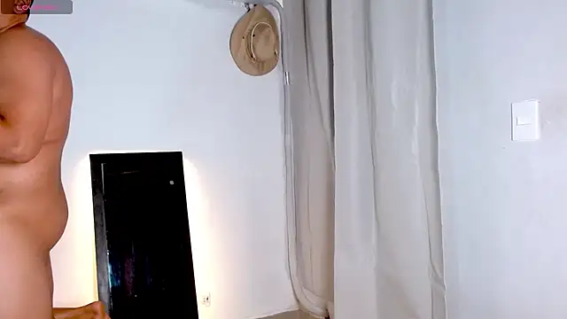 Modella: Joseph_bigcock