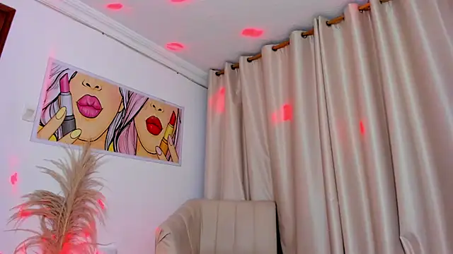 SkiinnyAna webcam