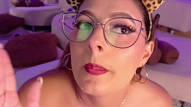madisonjones- webcam