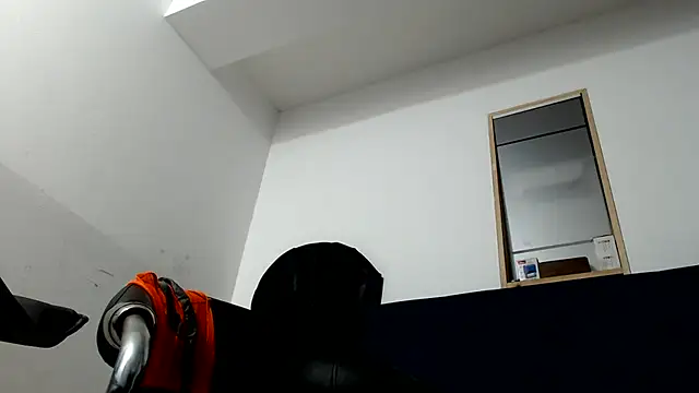 ElCaballeroNegro24 webcam