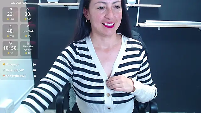 Lauryn_Jones webcam
