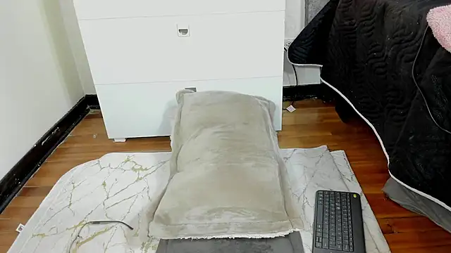 JennieRider webcam