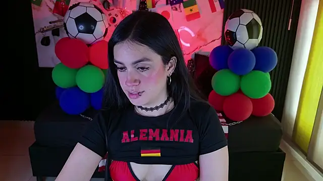 cris_bdsm (F young) - be so naughty with me