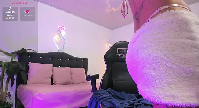 DANNA_TAY webcam