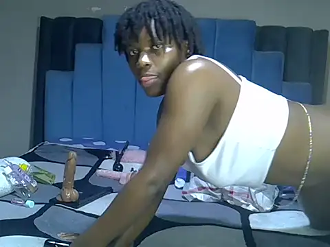 melanin_moon webcam