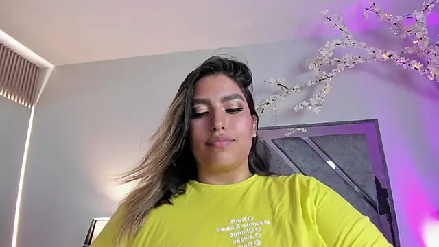Ambarbrownn___ webcam
