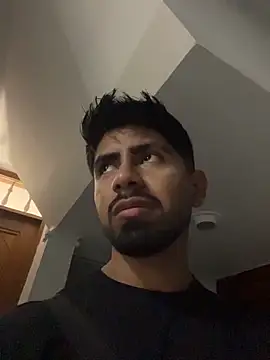Teaserhoussejj_ webcam