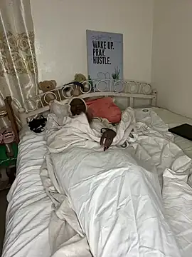 madam-Emma webcam