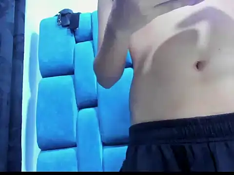 boytatto_22cm webcam
