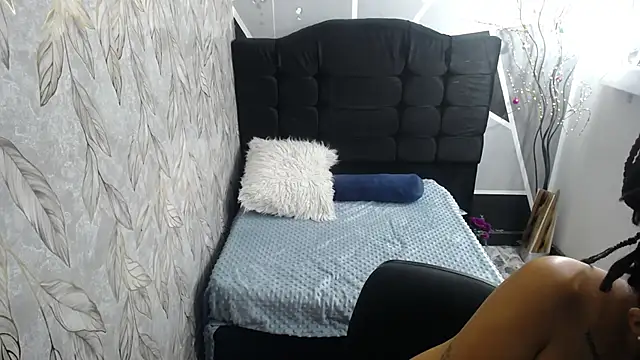 melanie_rouge webcam