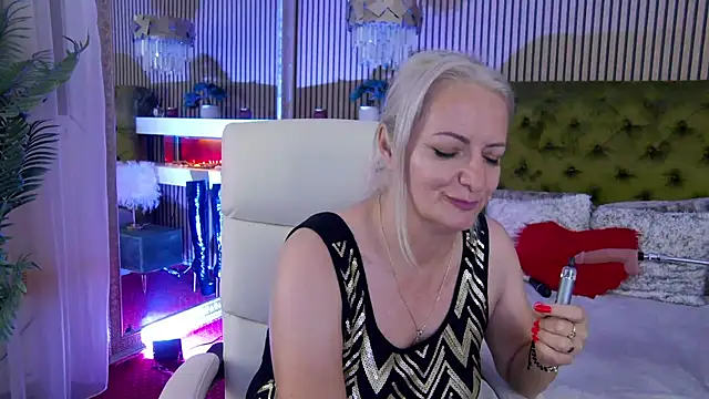 LadyTouch webcam