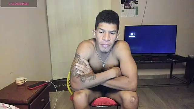 antonio_aguilarx webcam