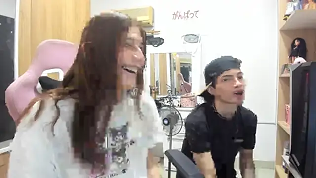 Pride_couple webcam