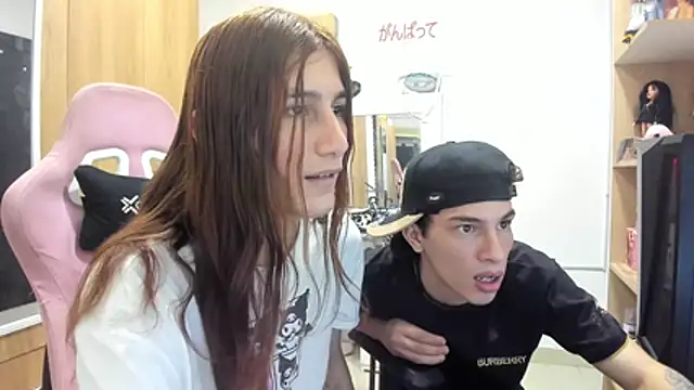 Pride_couple webcam