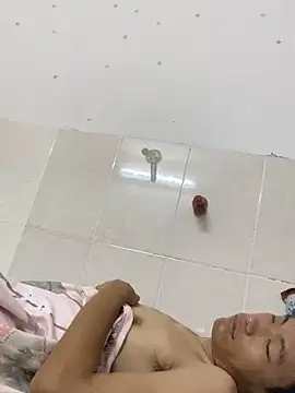 Mr_iphone11 webcam