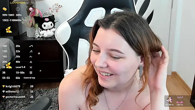 pretty_little_thing webcam