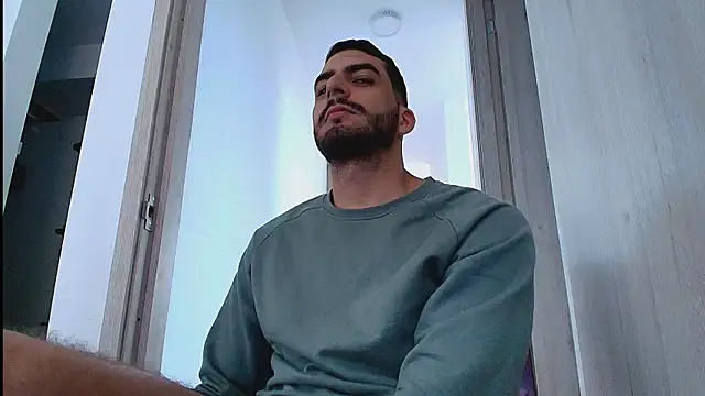 thomas_gun - Thomas_gun's free webcam - UK Sex Cams