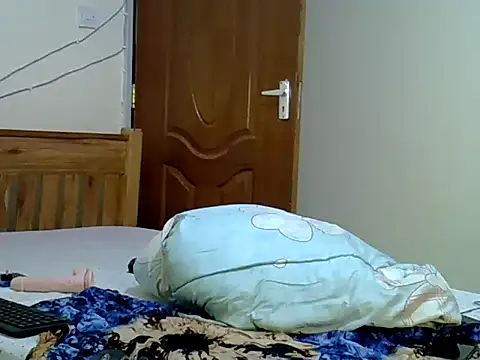 Prettybeca webcam