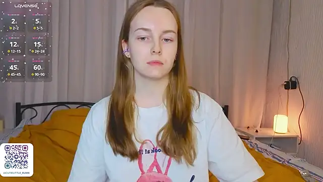 bae_cake_ webcam