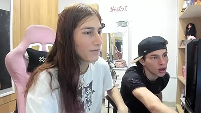 Pride_couple webcam
