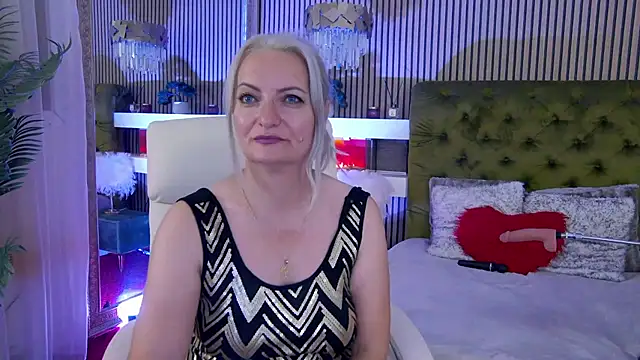 LadyTouch webcam