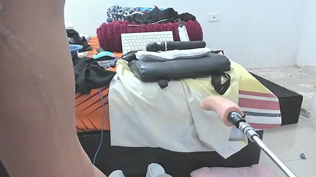 Pauliny23sex webcam