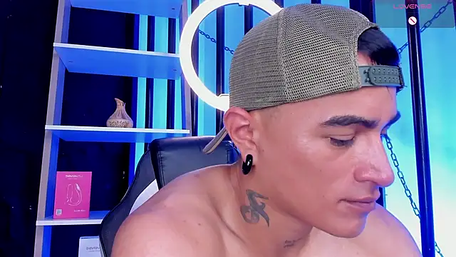 LiamDeep webcam