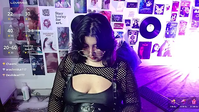 Roxy_f_w webcam
