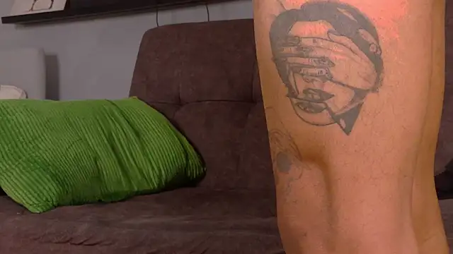 AndrewKenoxx__ webcam