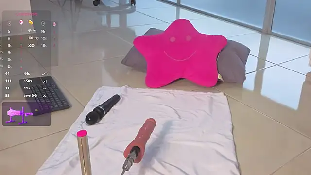 AllisonRoberts_ webcam