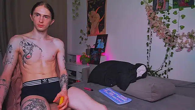 LadyTrep webcam