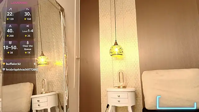Tiifany_Baker webcam