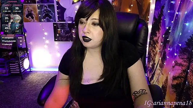 AriannaPenaxo webcam