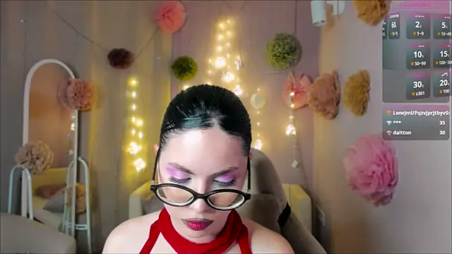 Velvet__Kiss webcam