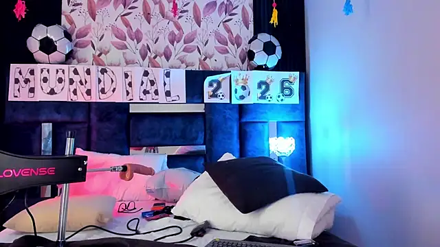 AmmyJones_ webcam
