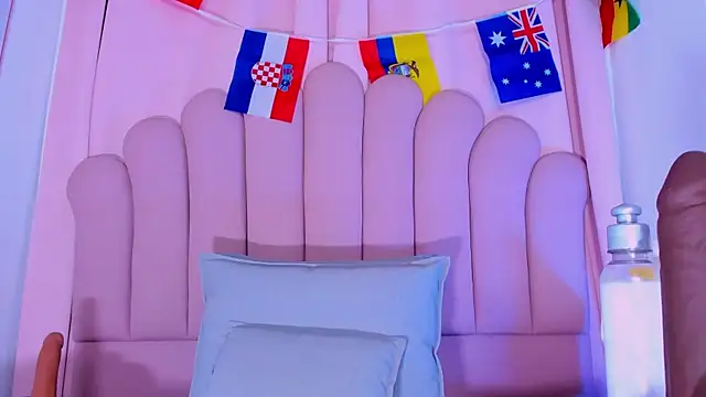 NicoleMadrird webcam