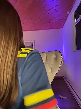 Isabella18_pink webcam
