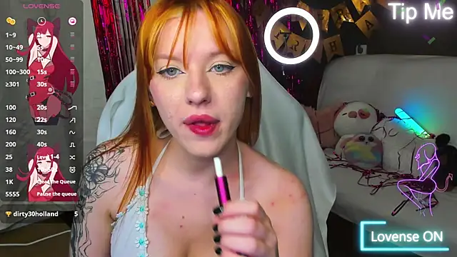 MeganNewCat webcam