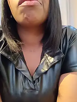 lia_mariana webcam