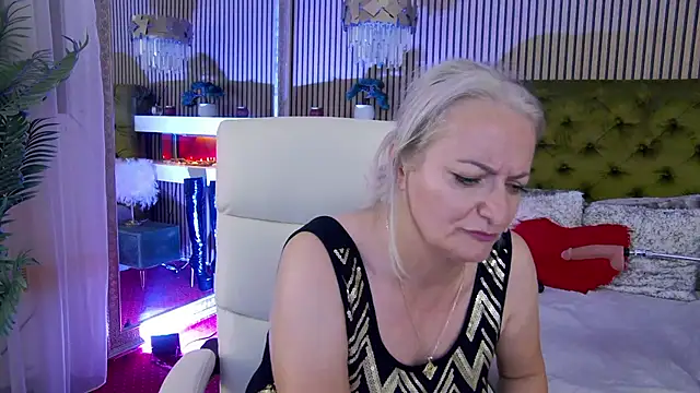 LadyTouch webcam