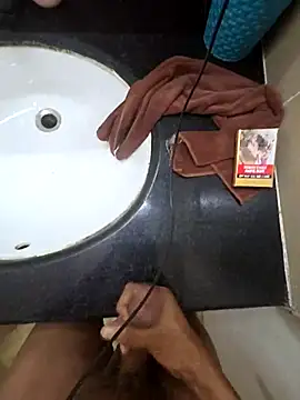 talha266 (Ask my age) - Cum shot