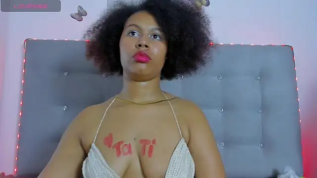 tatianasquirthot webcam