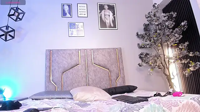 miaakittyy webcam