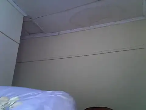 GoldenEbony1 webcam