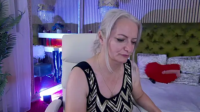 ladytouch (F milf) - 💦Squirt  Time 🔥