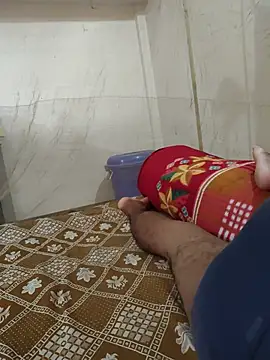 indian_cheesy-boss (Ask my age) - FLASH STALE CHEESY  DICK