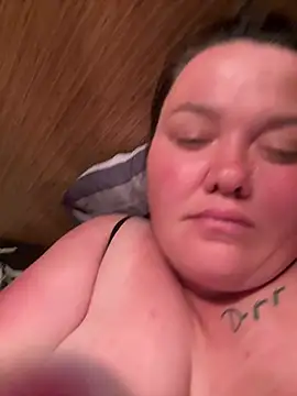 SunnyLeila2101 webcam