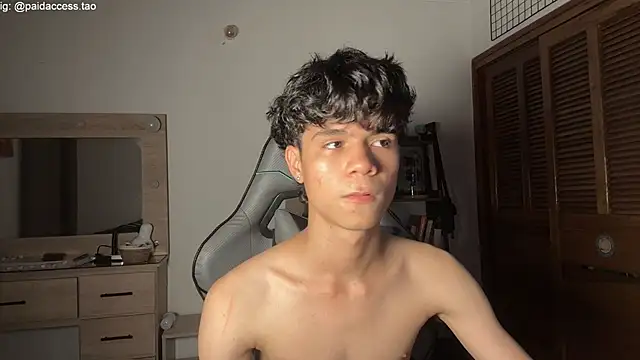 OopsAgain_ webcam