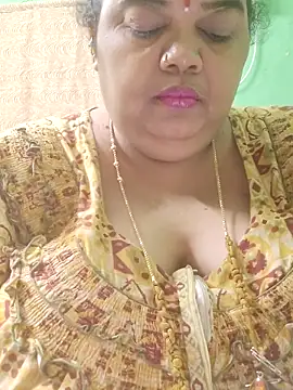 tamilthanushri webcam